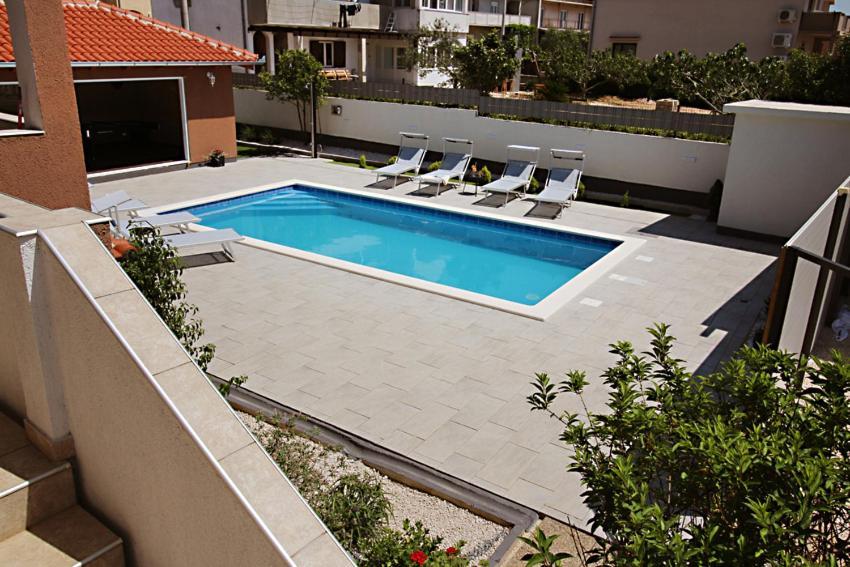 Anda Villa